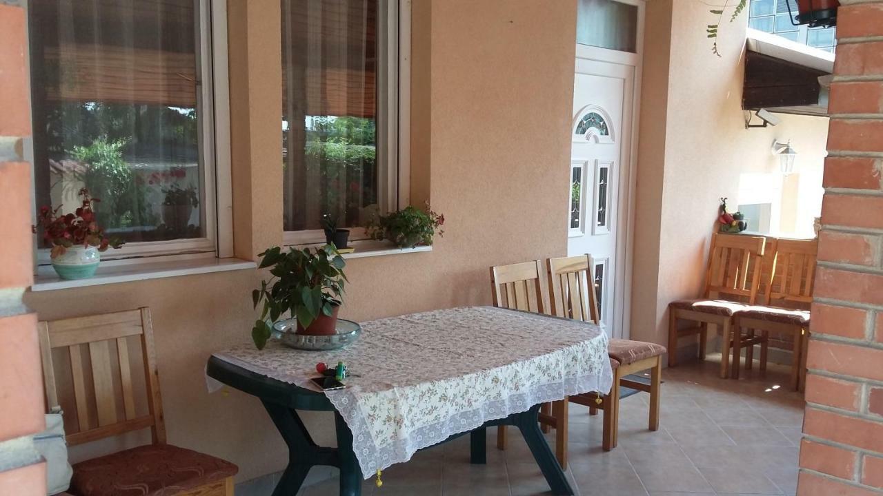 Pal Utcai Apartman Мишкольц Экстерьер фото